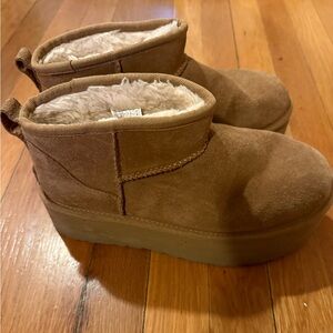UGG Brown Platform Ankle Boots classic ultra mini shearling suede 8 39